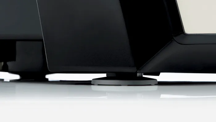 محضر طعام بوش متعدد الوظائف 700 واط ابيض (سلوفينيا)