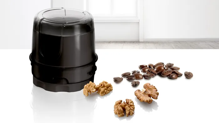 خلاط بوش 1.5 لتر 2 سرعات مع مطحنة 450 واط (احمر في ابيض)